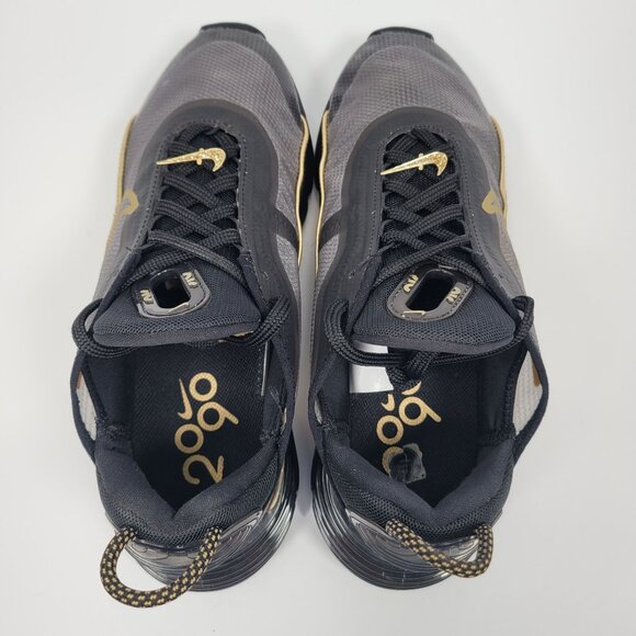 Nike Air Max 2090 Men's Black Metallic Gold Athletic Shoes DC2191-001 US Size 8 - Picture 5 of 8